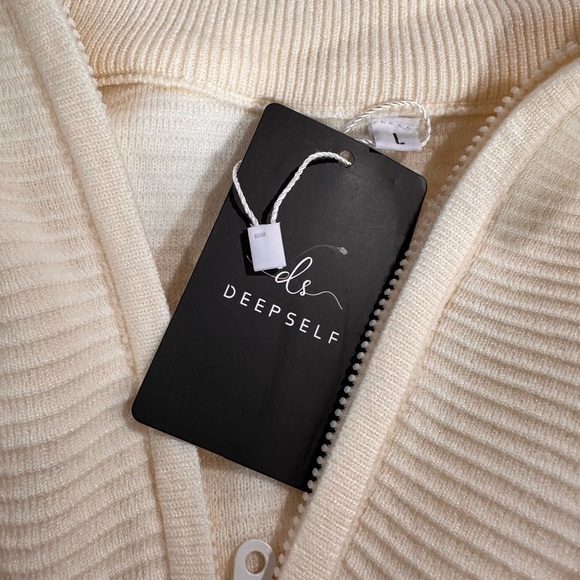 Deep Self Cream Sweater - Picture 4 of 6